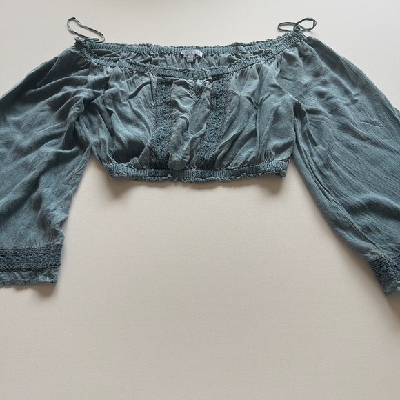 EUC Women's Patriot of Peace Off-Shoulder  Turquoise Blouse (E3) - Picture 1 of 4